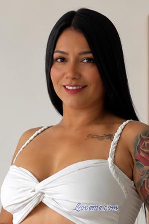 228450 - Jenny &Acirc;ge: 40 - Colombie