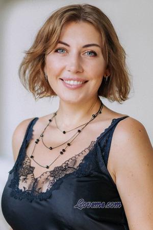 228570 - Olena &Acirc;ge: 49 - Ukraine