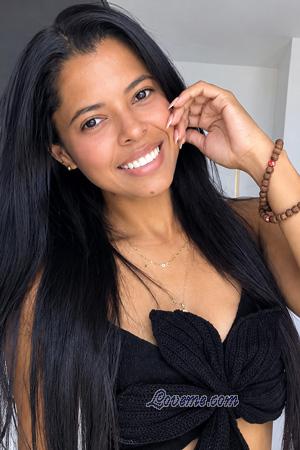 229315 - Sandra &Acirc;ge: 33 - Colombie