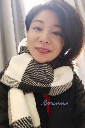 Ladies of Chine