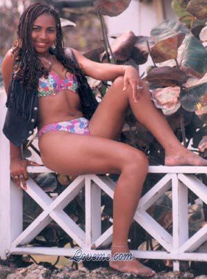 63729 - Gina Liz &Acirc;ge: 30 - Colombie