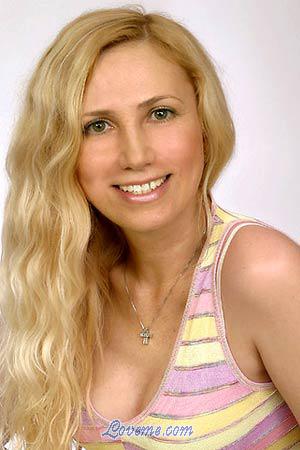 64027 - Vanda &Acirc;ge: 44 - Ukraine