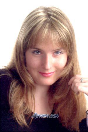 69140 - Anna &Acirc;ge: 20 - Ukraine