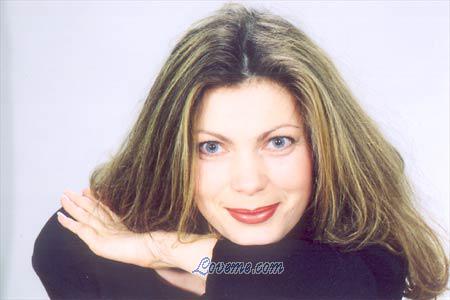 70327 - Irina &Acirc;ge: 42 - Russia