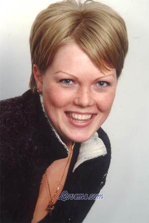 76370 - Anastasia &Acirc;ge: 22 - Russia