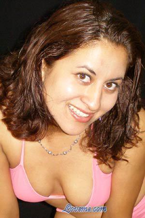 86781 - Evelyn &Acirc;ge: 30 - P&eacute;rou