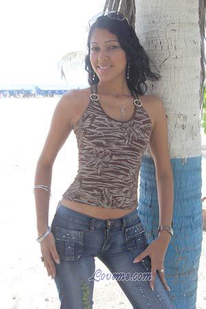 87394 - Adriana &Acirc;ge: 27 - Colombie