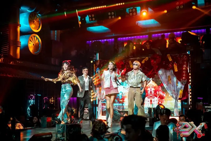Spectacles en direct au District K