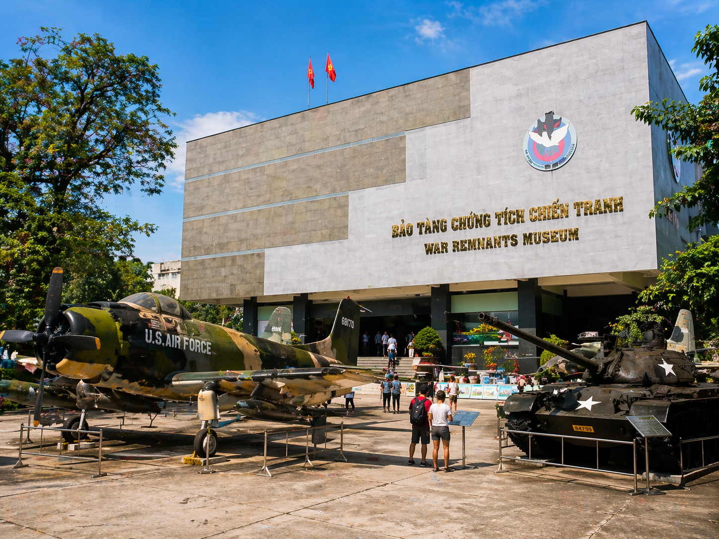 &Eacute;tape au mus&eacute;e des vestiges de la guerre pendant la visite de H&ocirc; Chi Minh-Ville